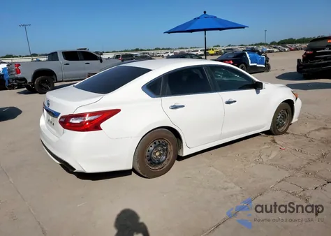 2017 Nissan Altima 2.5 z USA, uszkodzony, nr VIN 1N4AL3APXHN332282